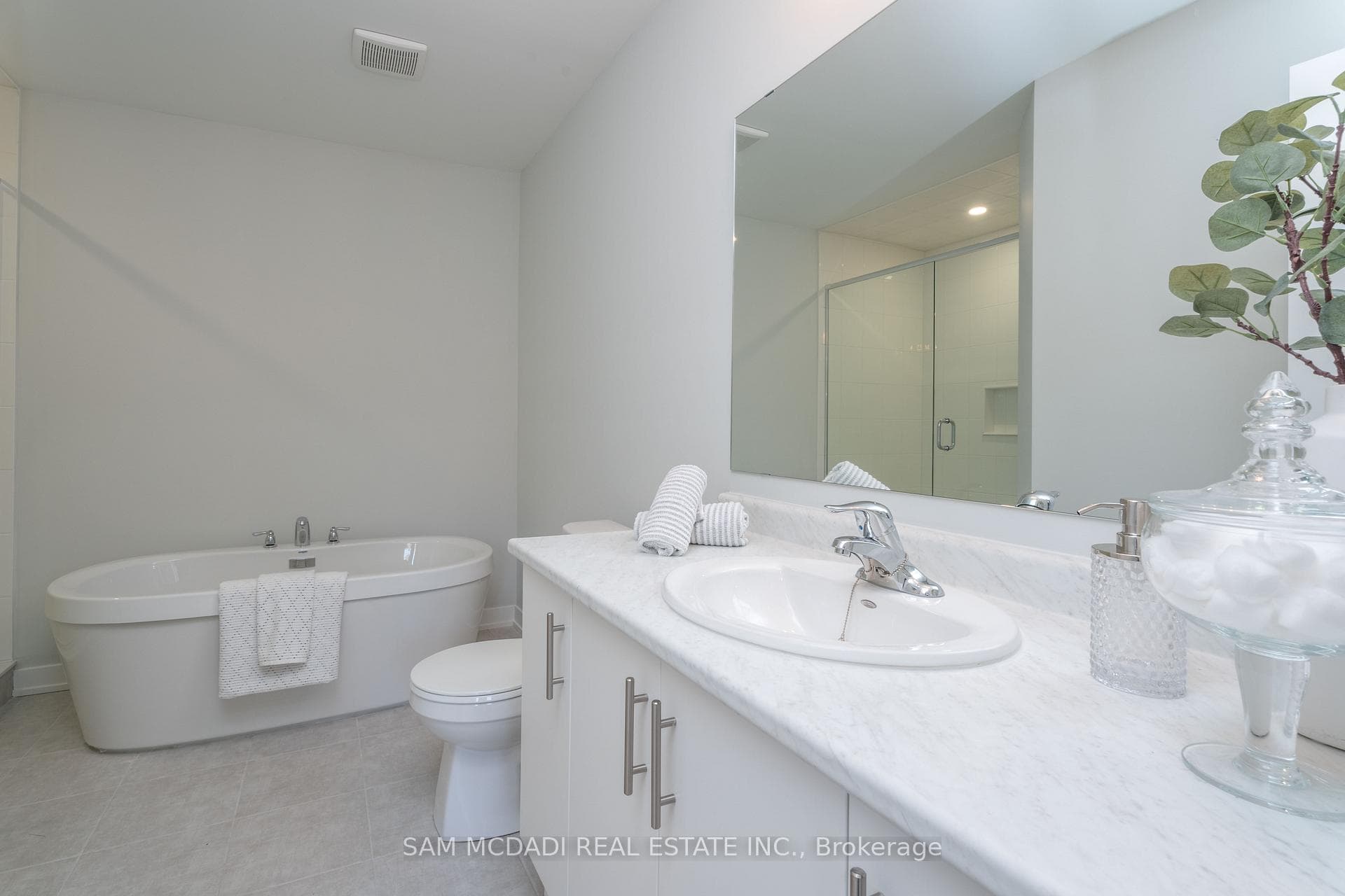 47 Winters Crescent photo 22