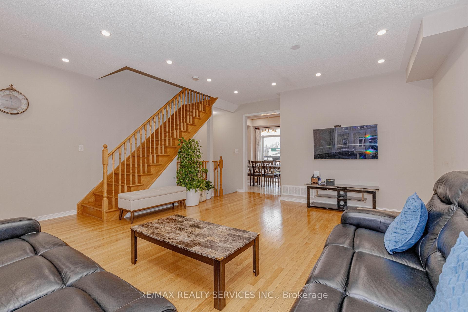 47 Curran Hall Crescent photo 7