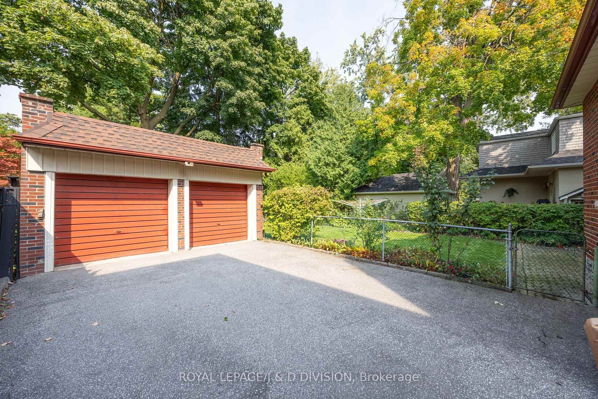 92 Golfdale Road photo 26