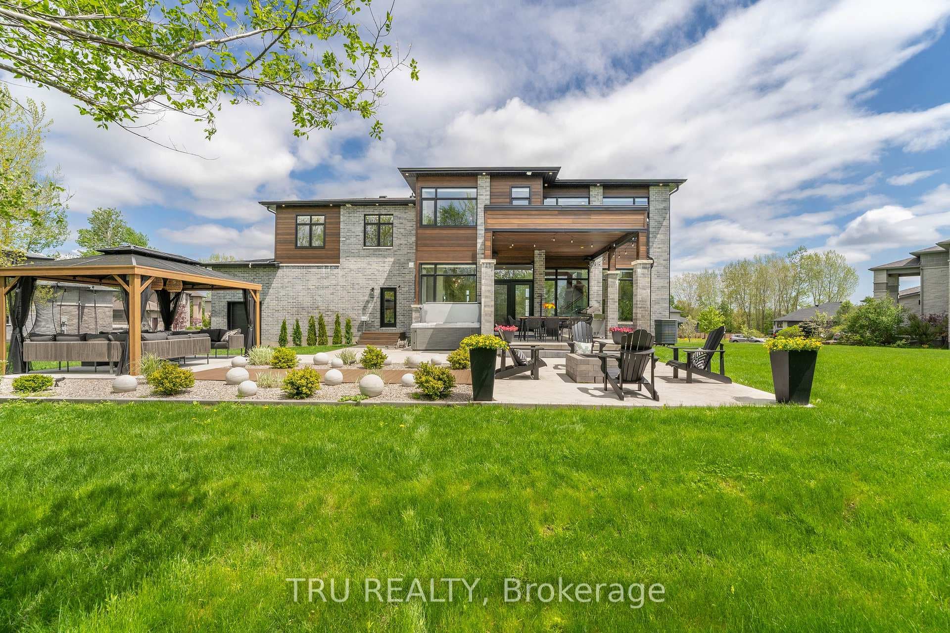 536 LEIMERK Court photo 44