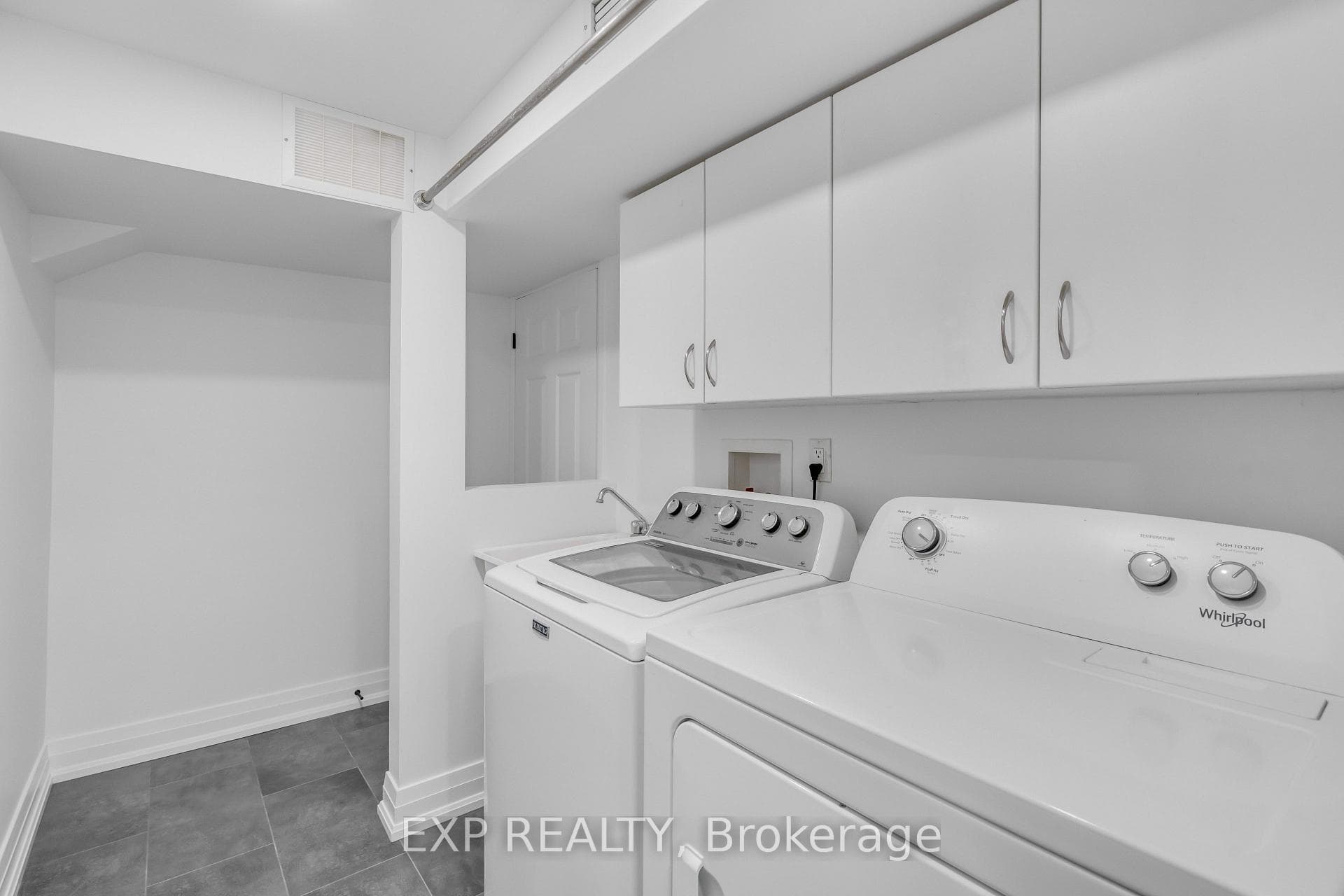 23 Struthers Street photo 33