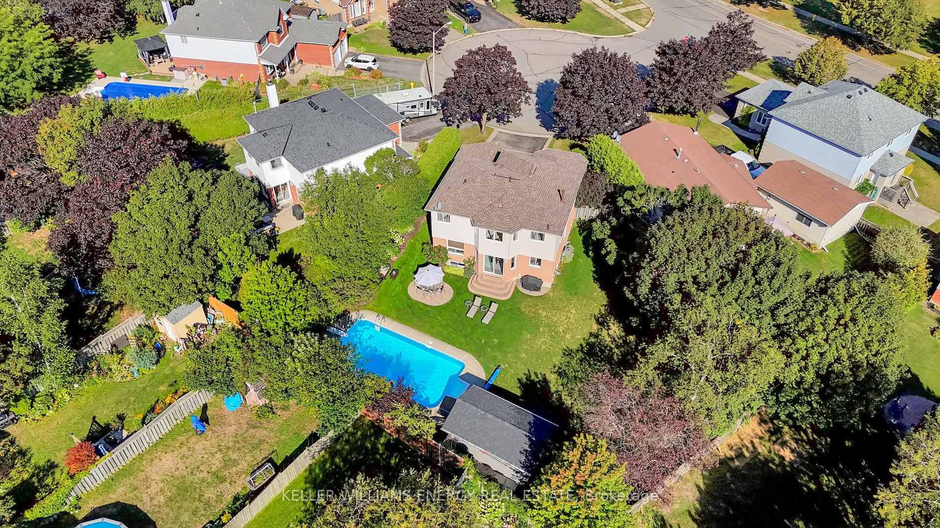 5 Snowden Court photo 1