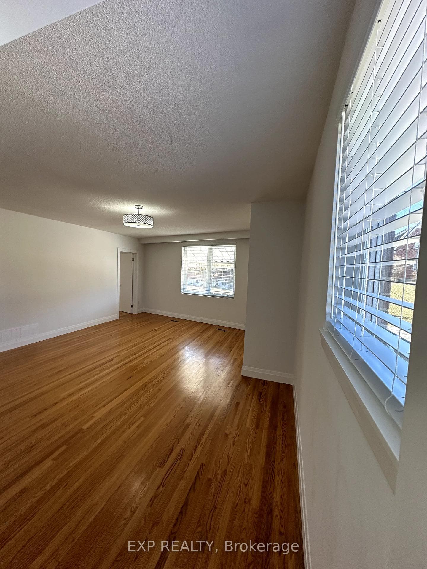 467 Silverthorn Avenue Unit 1 photo 12