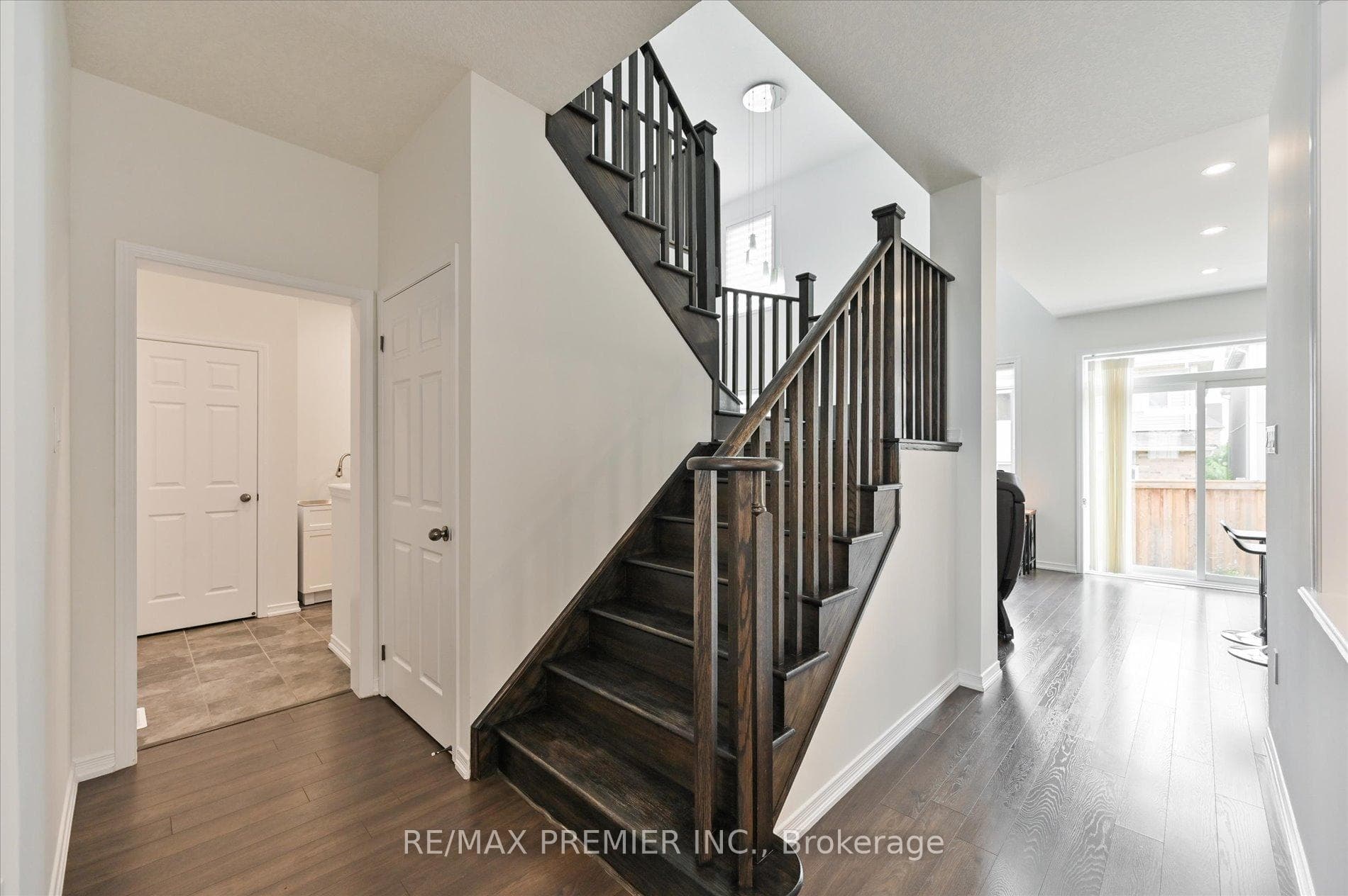 75 Cook Street photo 13