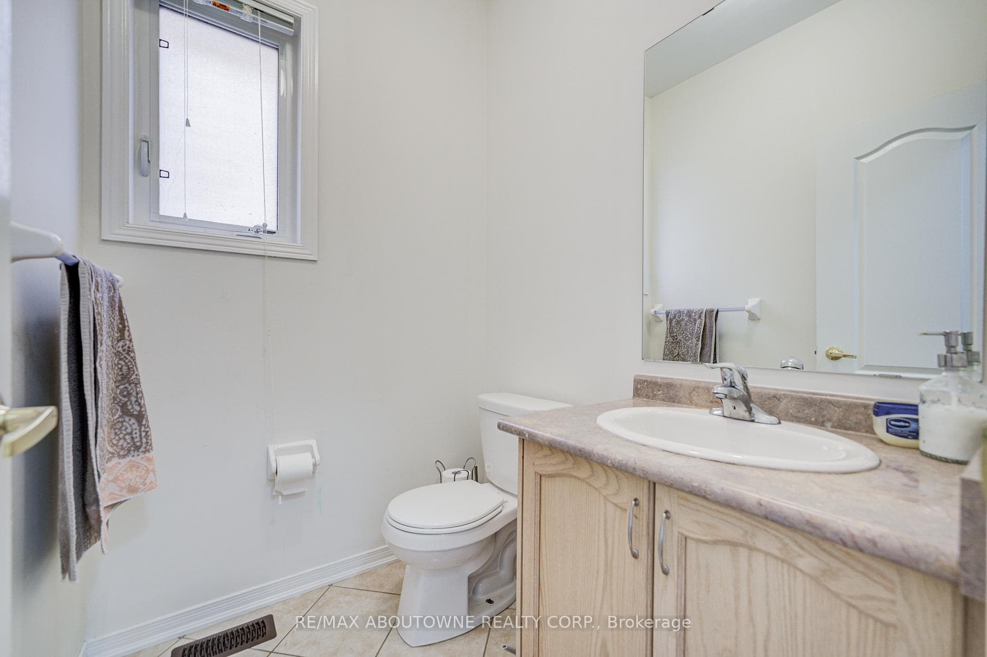 3058 Janice Drive photo 7