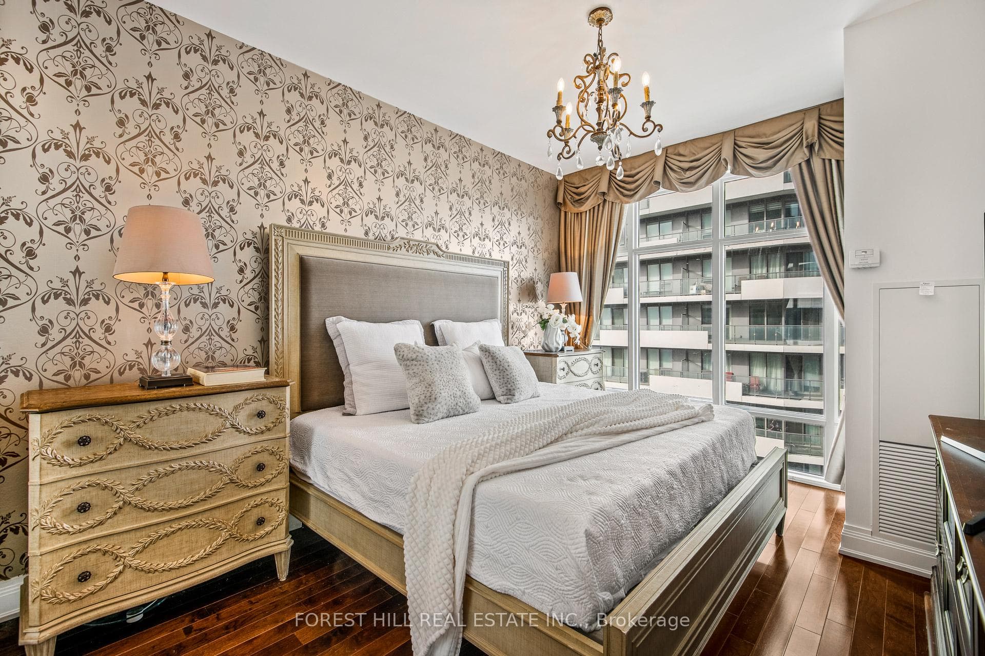 2191 Yonge Street Unit 4906 photo 30