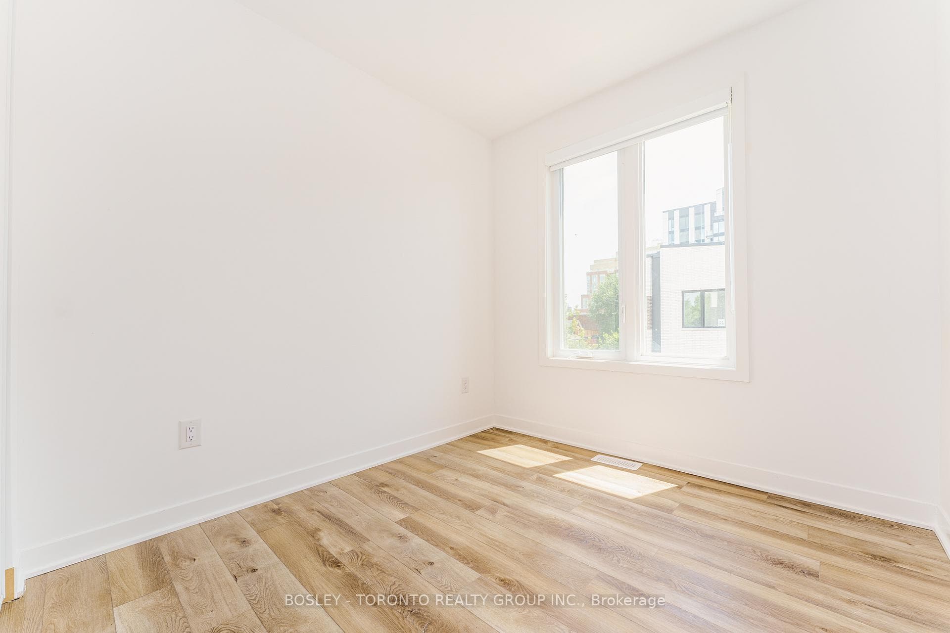 30 Ed Clark Gardens Unit 2 photo 25
