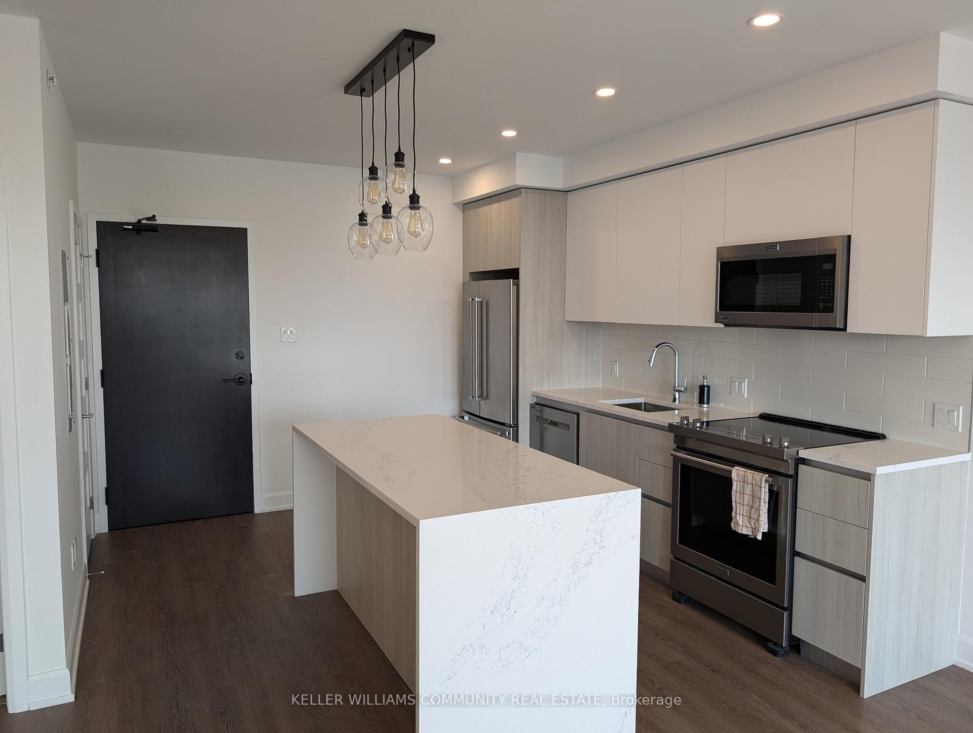 195 Hunter Street Unit 802 photo 12