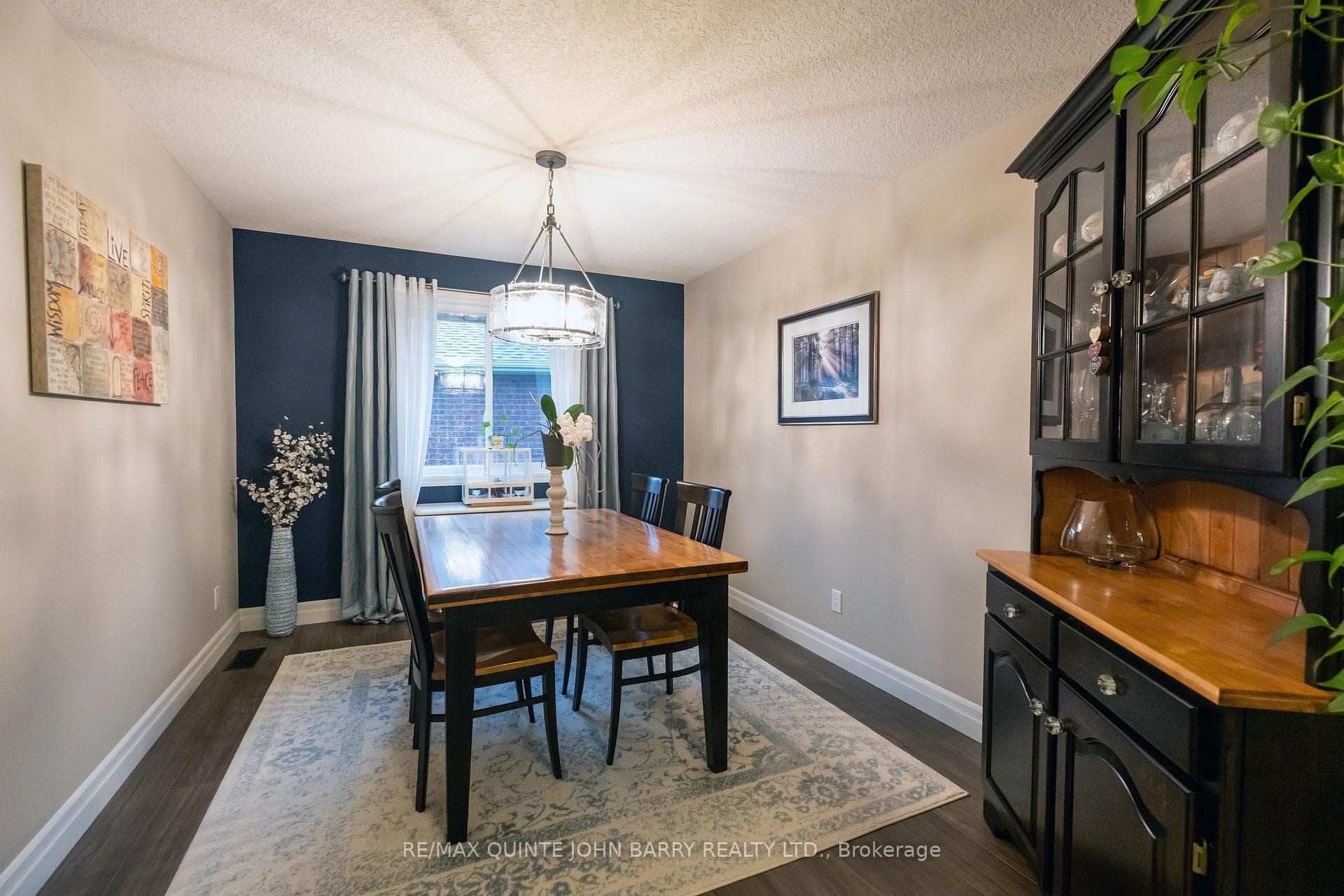 24 Liberty Crescent photo 12