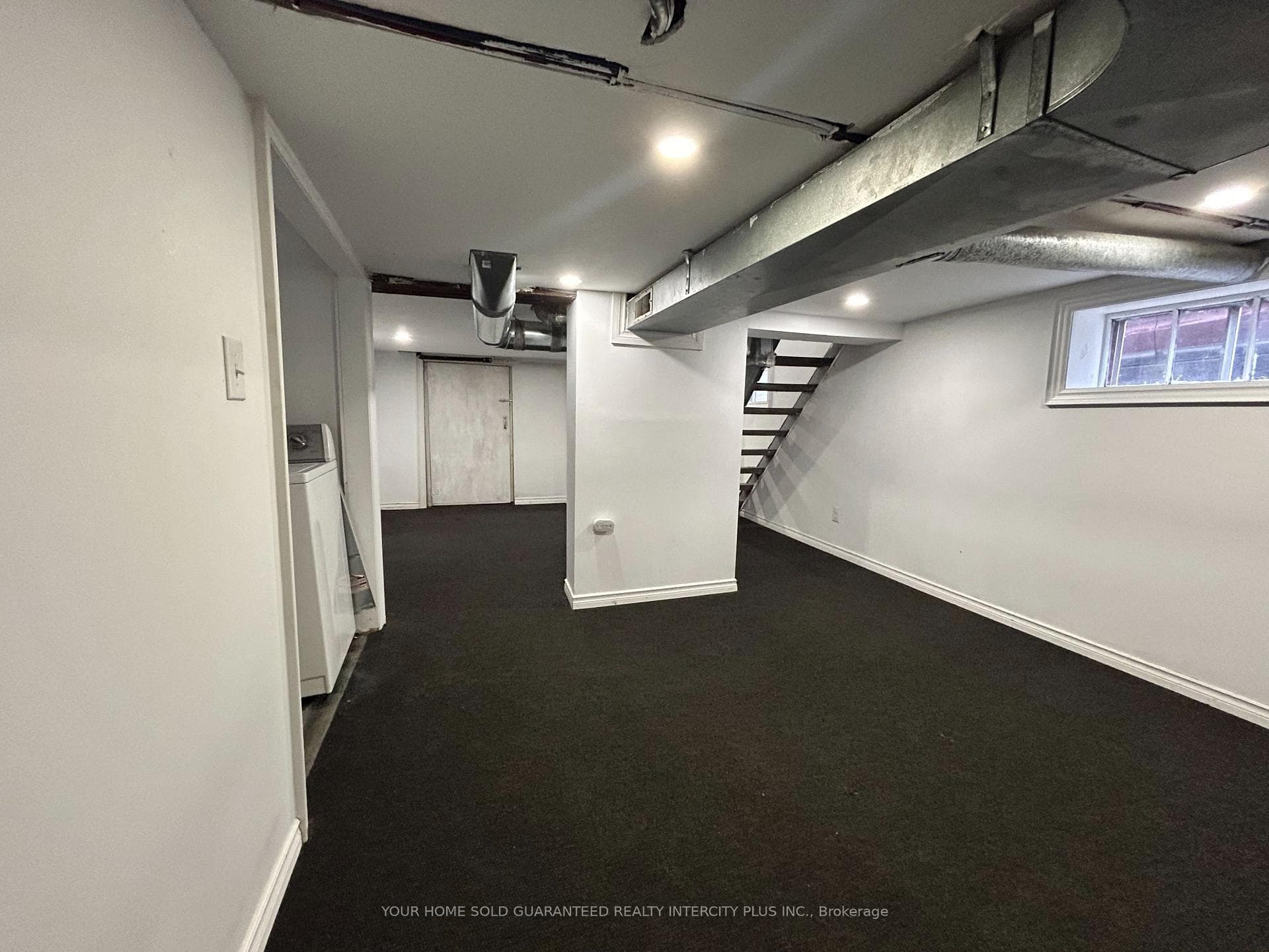 104 Chatham Street photo 23