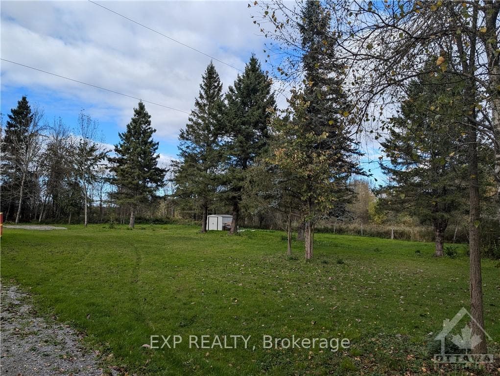111 LATIMER Road photo 5