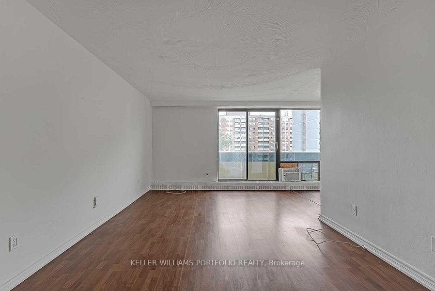 921 Midland Avenue Unit 704 photo 7