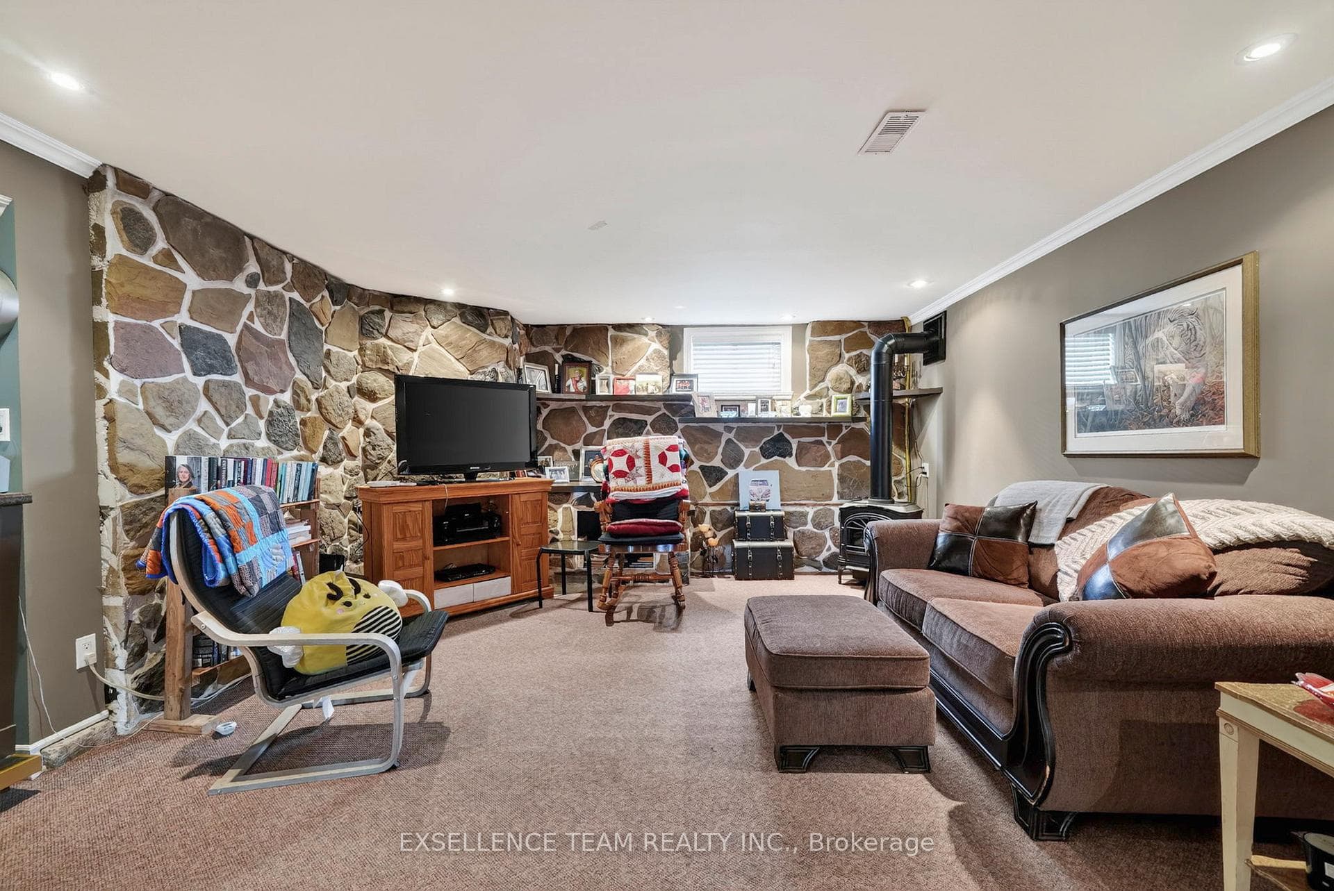 1120 Lasalle Road photo 29