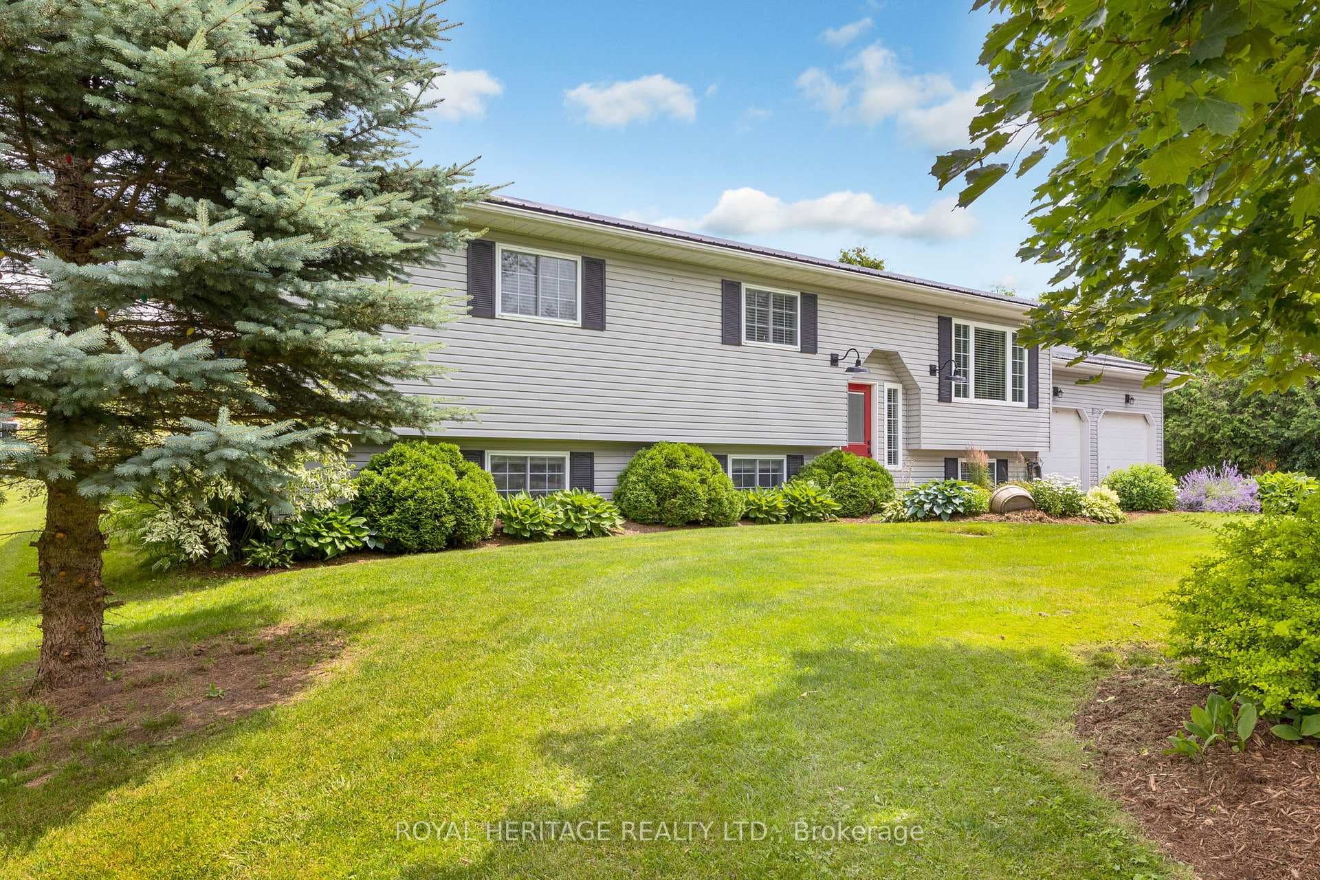 36 KENEDON Drive photo 2