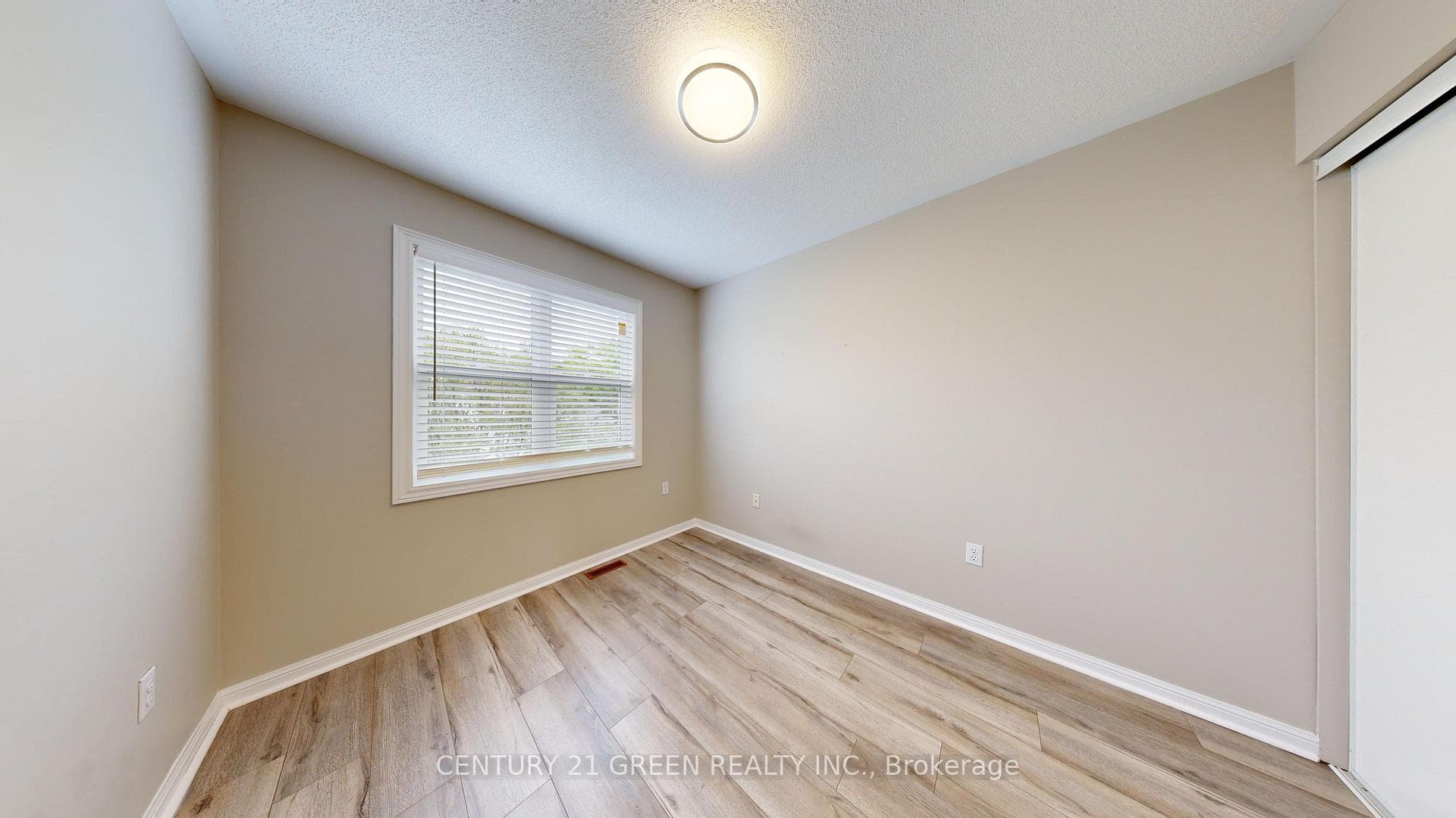 5980 Whitehorn Avenue Unit 84 photo 34