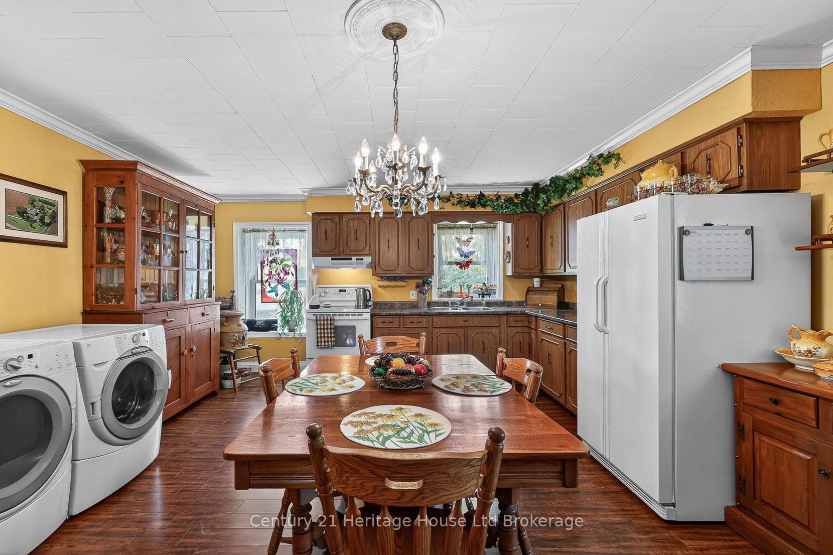 776443 Blandford Road photo 17