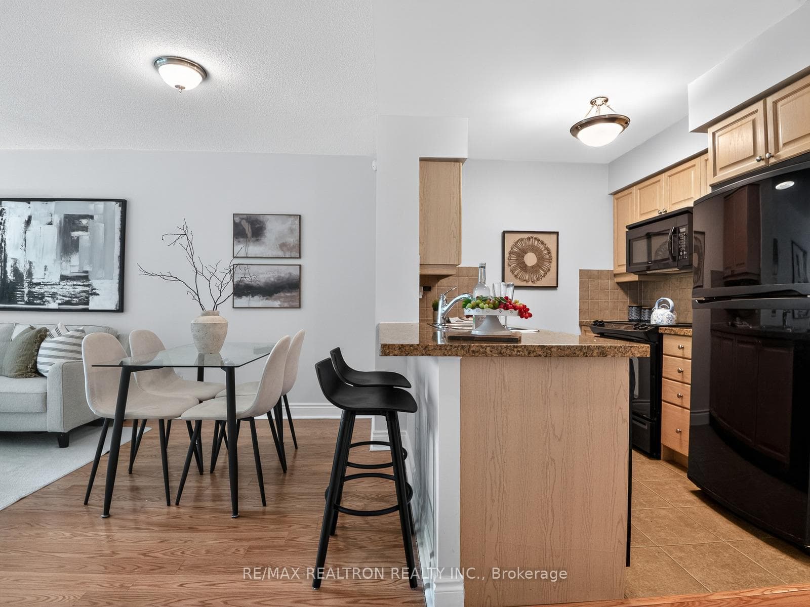 25 Greenview Avenue Unit 317 photo 28