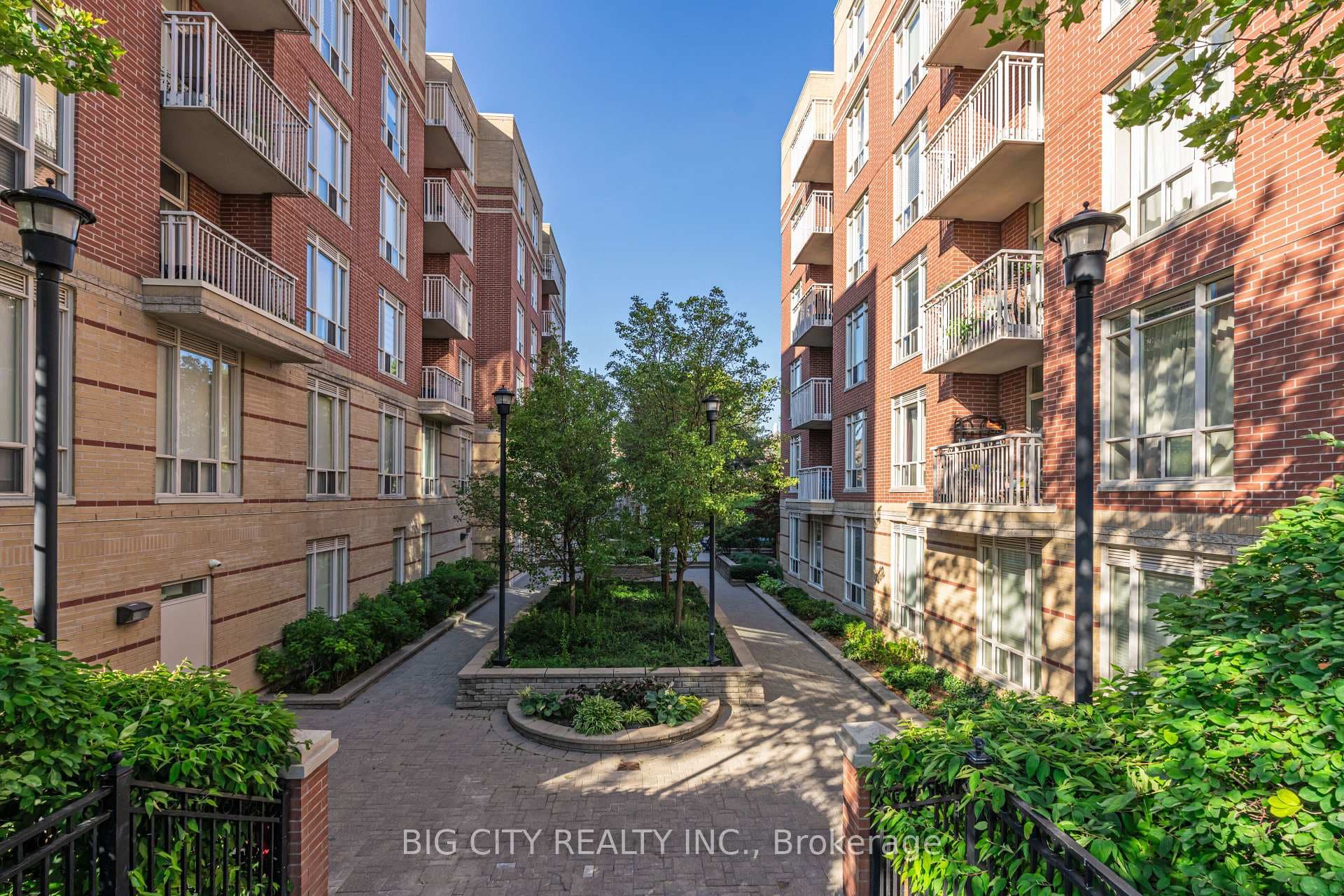 455 Rosewell Avenue Unit 412 photo 27
