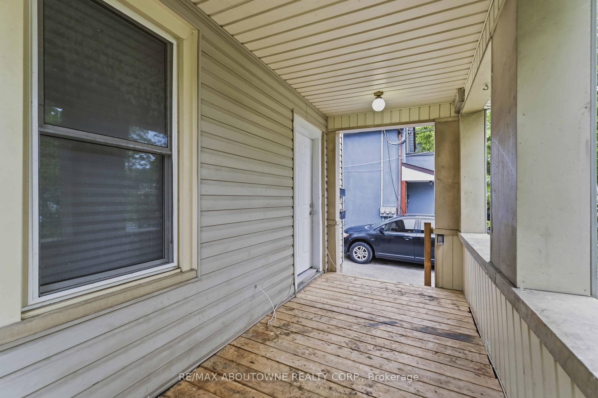 107 Lake Street Unit UPPER photo 3