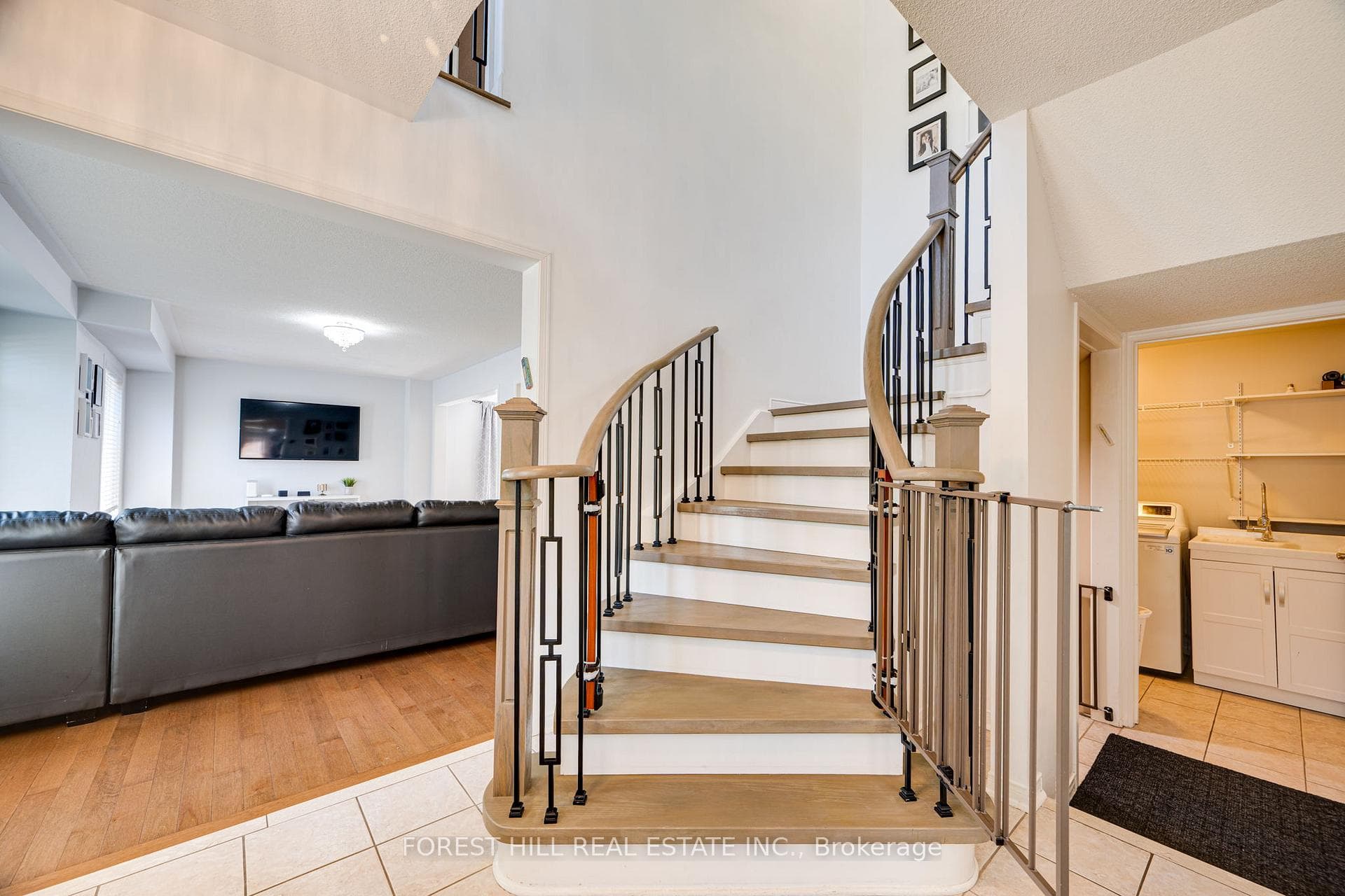 59 Banbrooke Crescent photo 12