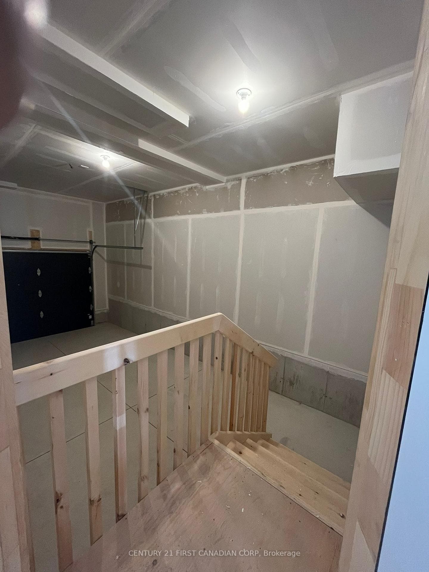19 Becker Street photo 17