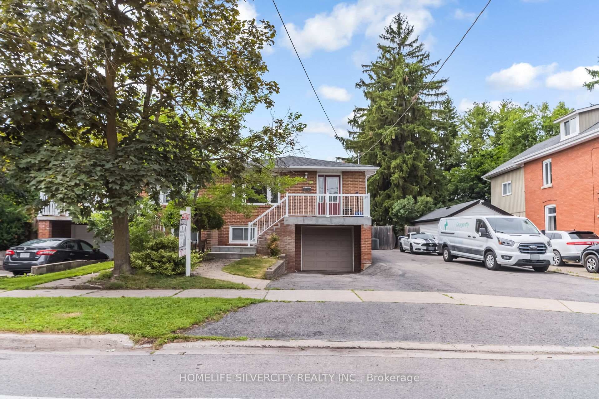 62 Rosedale Avenue photo 2
