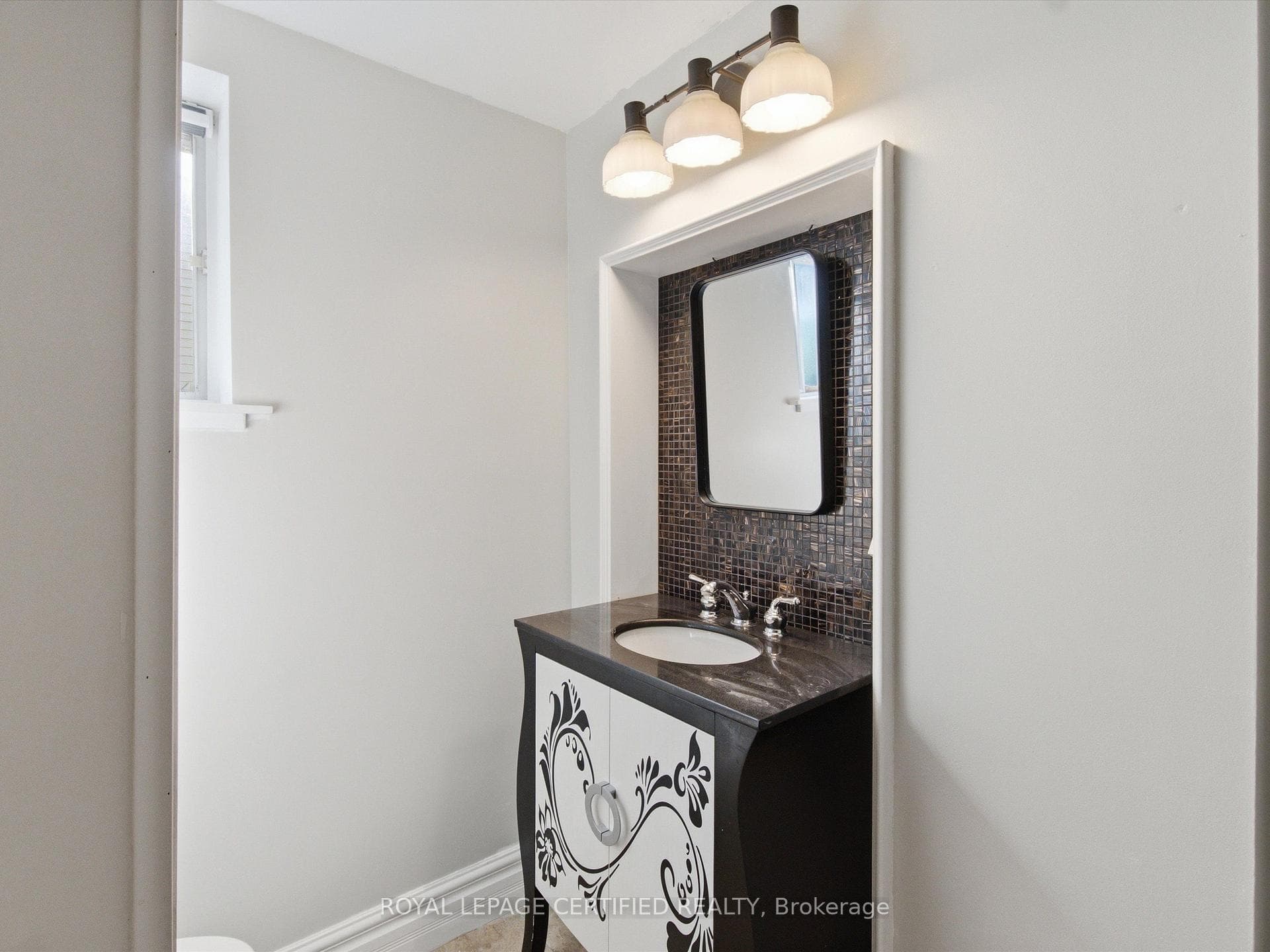 288 Irene Drive photo 38