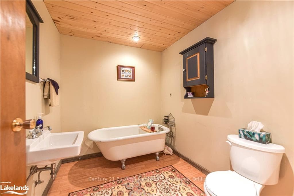 697 HILTON'S POINT Road photo 33