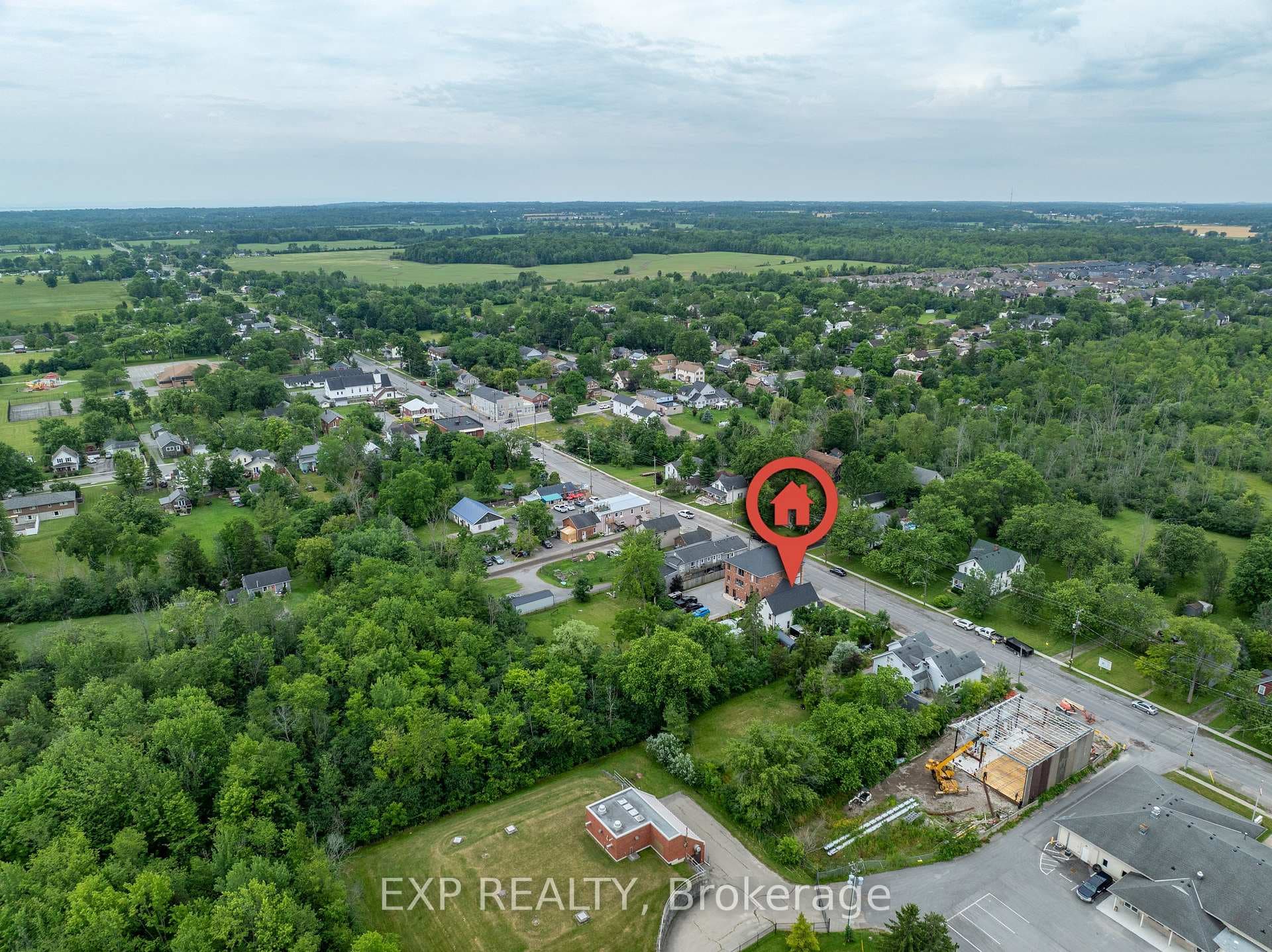 2632 Stevensville Road photo 6