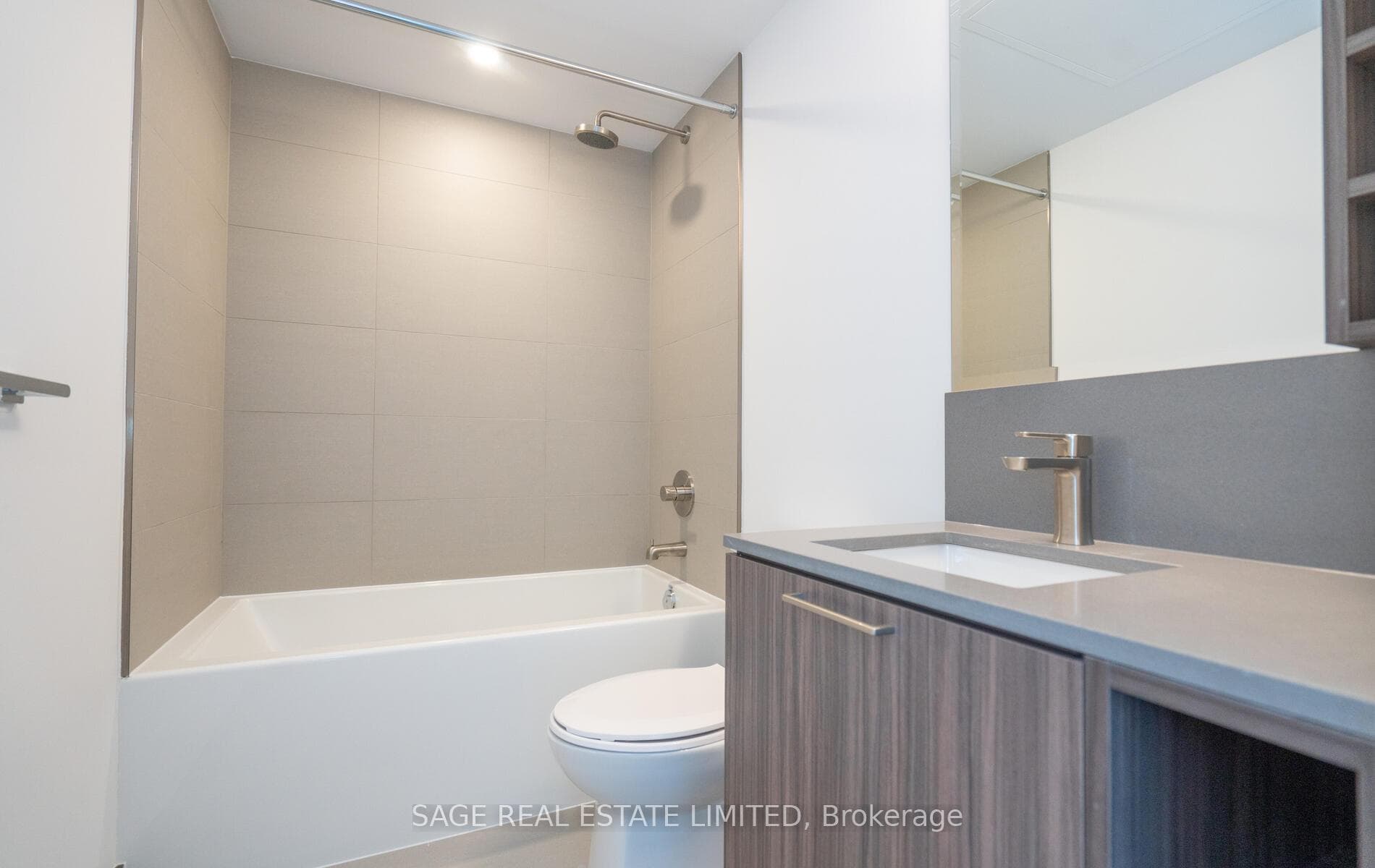 19 Western Battery Road Unit 2111 photo 17