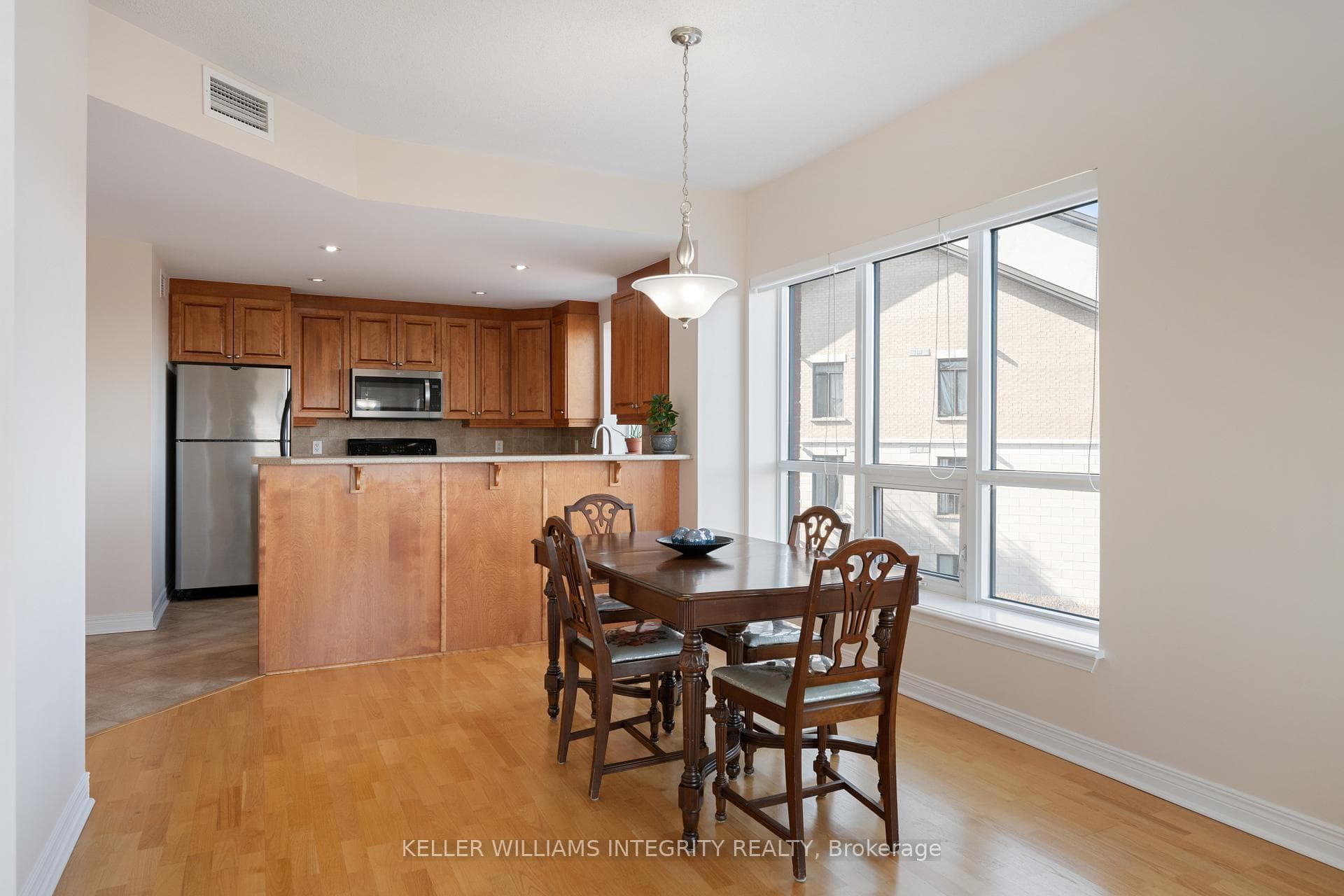 905 Beauparc Private Unit 219 photo 17