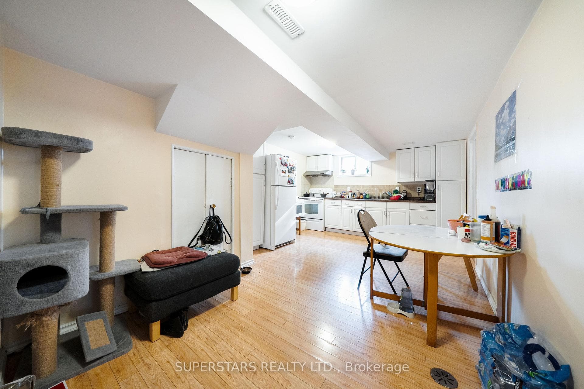 6 Meadowland Drive photo 17