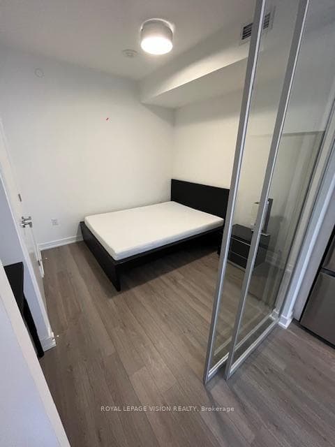 357 King Street Unit 1804 photo 5