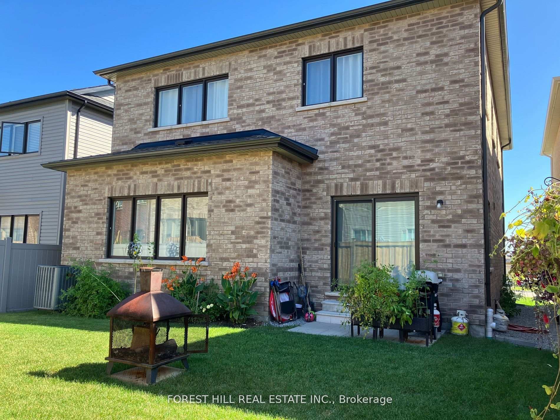 374 Danny Wheeler Boulevard photo 12