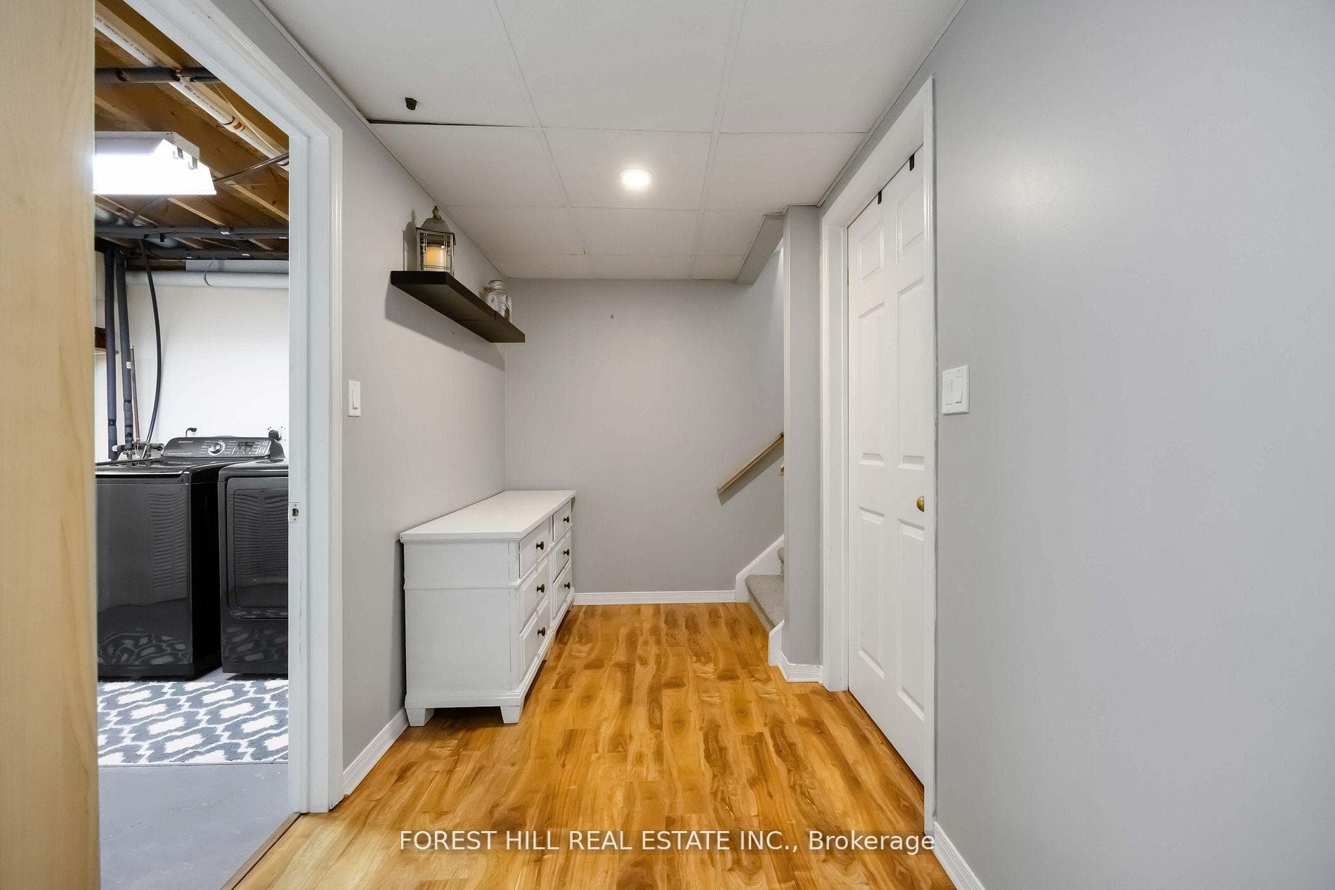 101 Gray Avenue photo 17