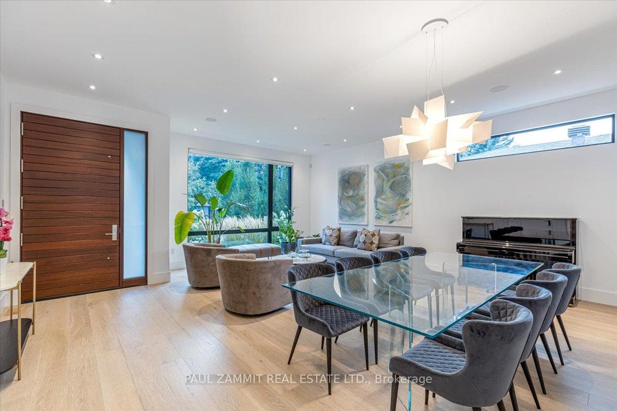 14 Rothsay Road photo 3