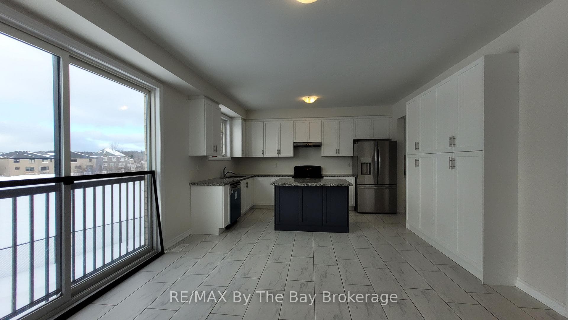 11 Del Ray Crescent photo 8