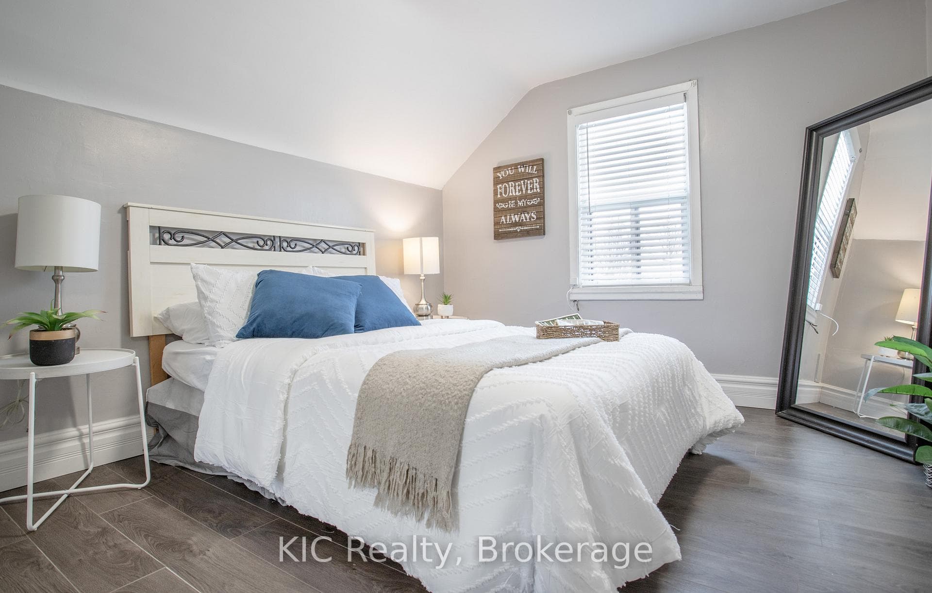 200 Oshawa Boulevard photo 18