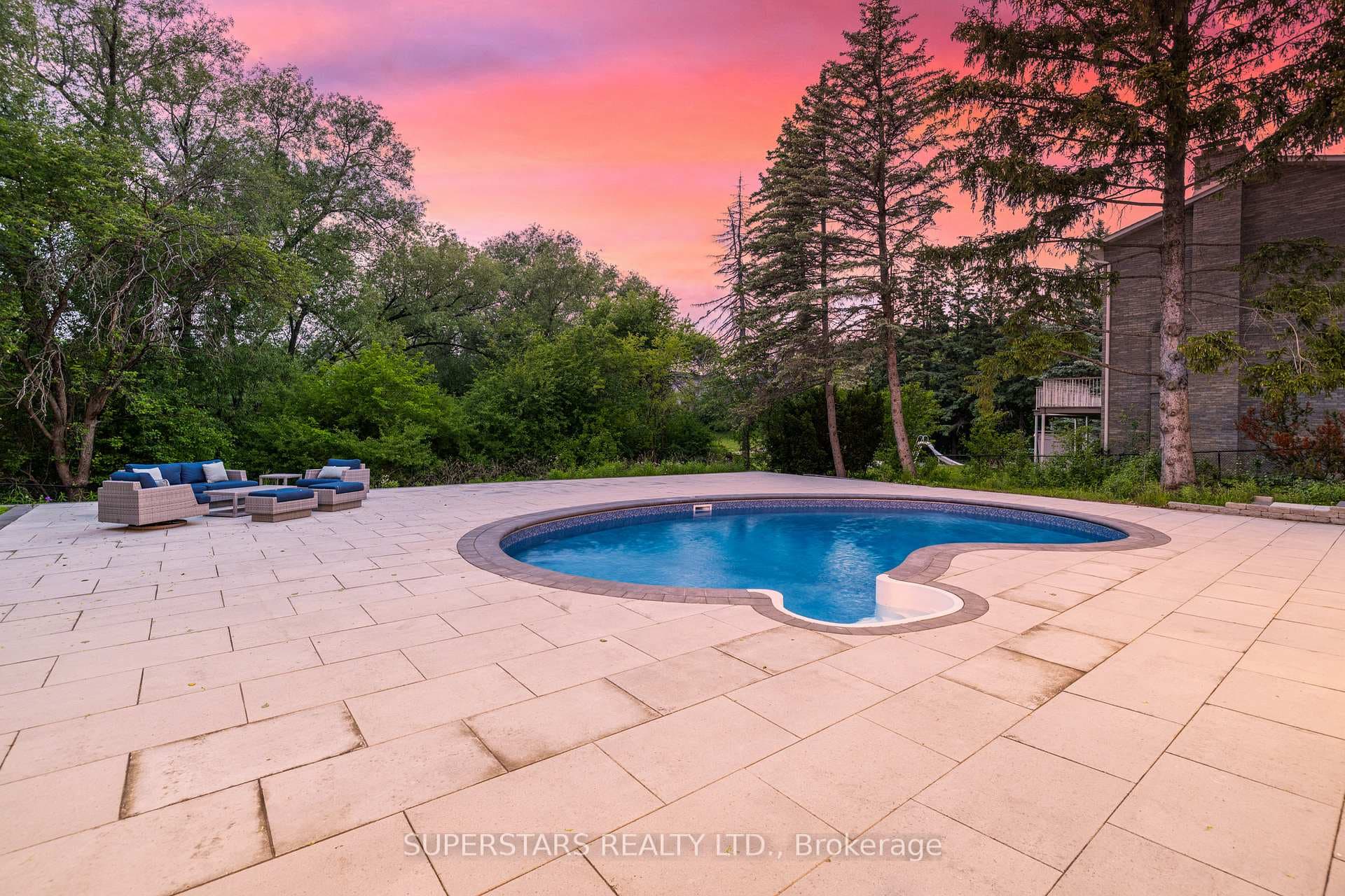 56 Cynthia Crescent photo 47