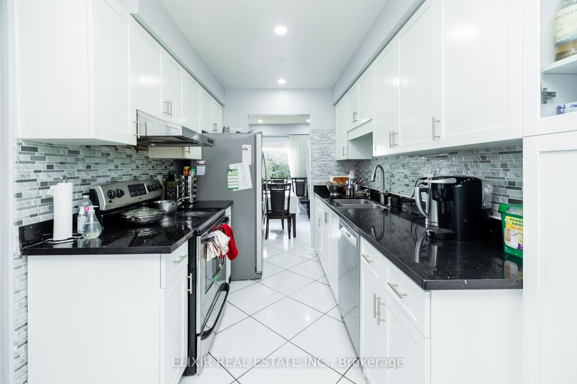 26 Roughfield Crescent photo 6