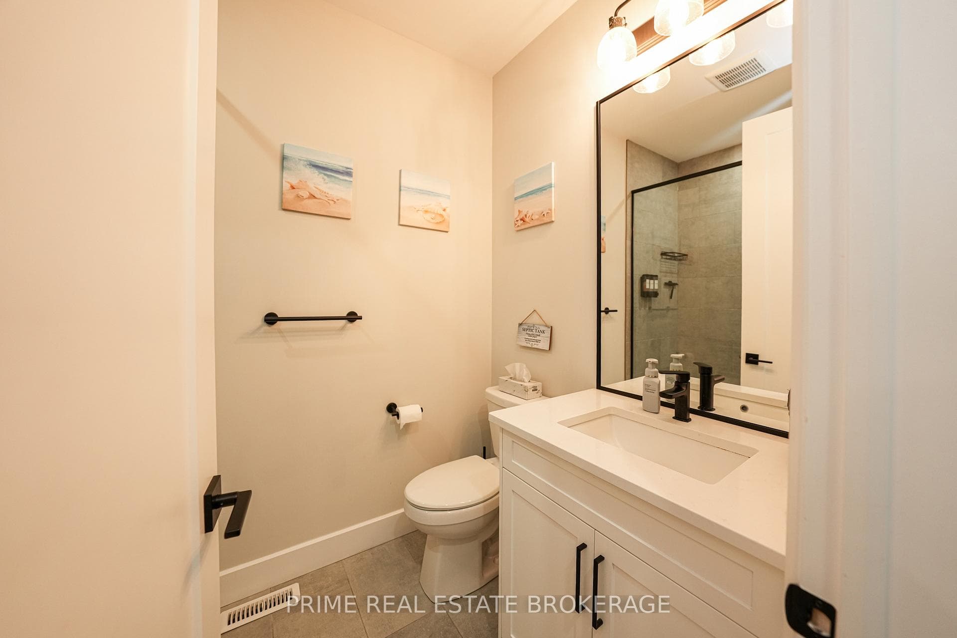 10224 LAKEVIEW Avenue photo 18