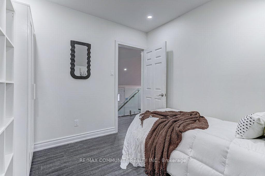 2 Ladysbridge Drive photo 22
