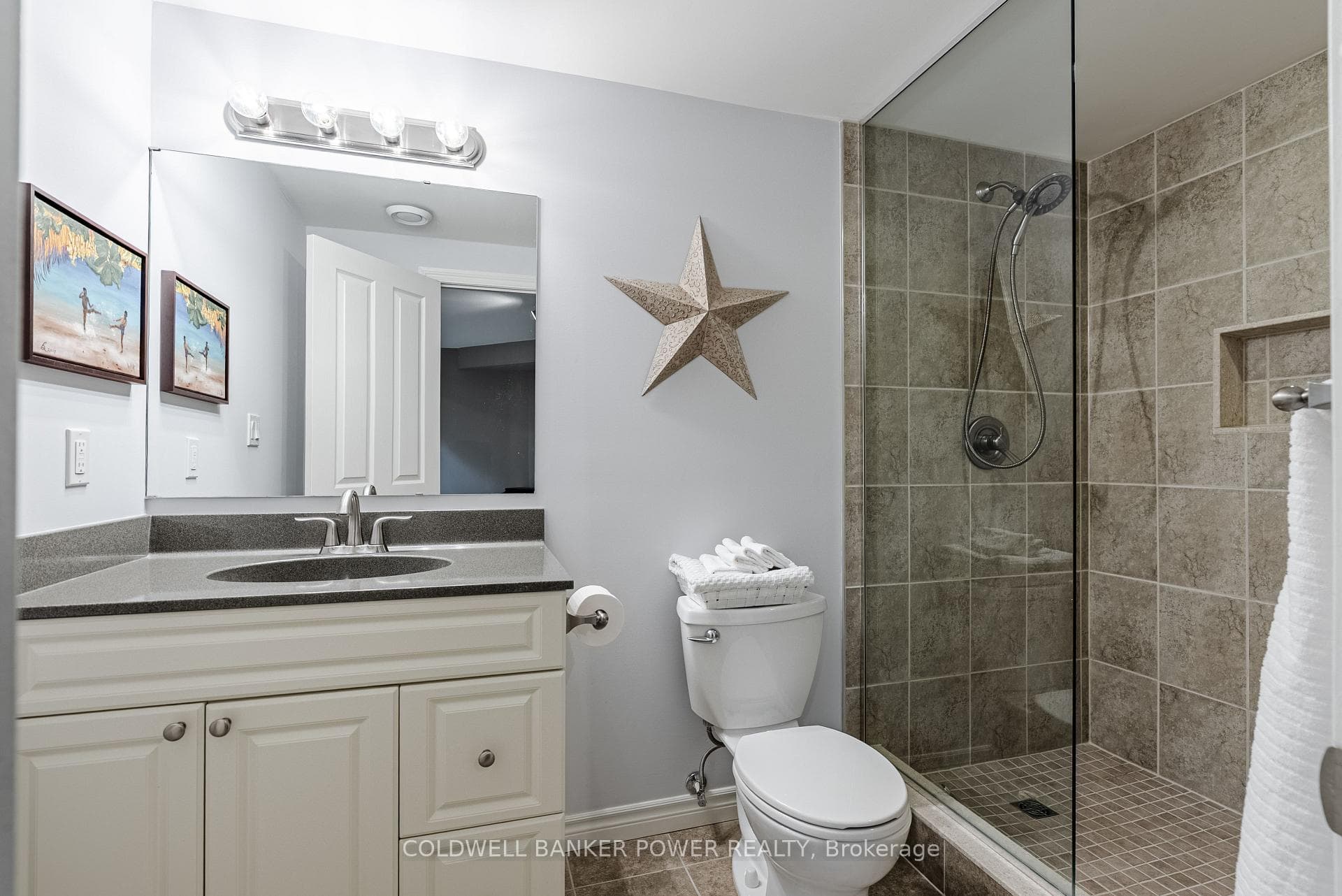 40 QUINELLA Drive Unit 1 photo 40