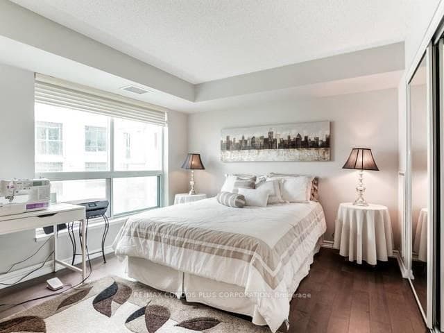 2111 Lake Shore Boulevard Unit 814 photo 13