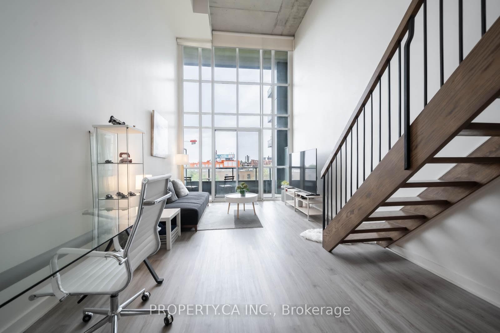 5 Hanna Avenue Unit 446 photo 2