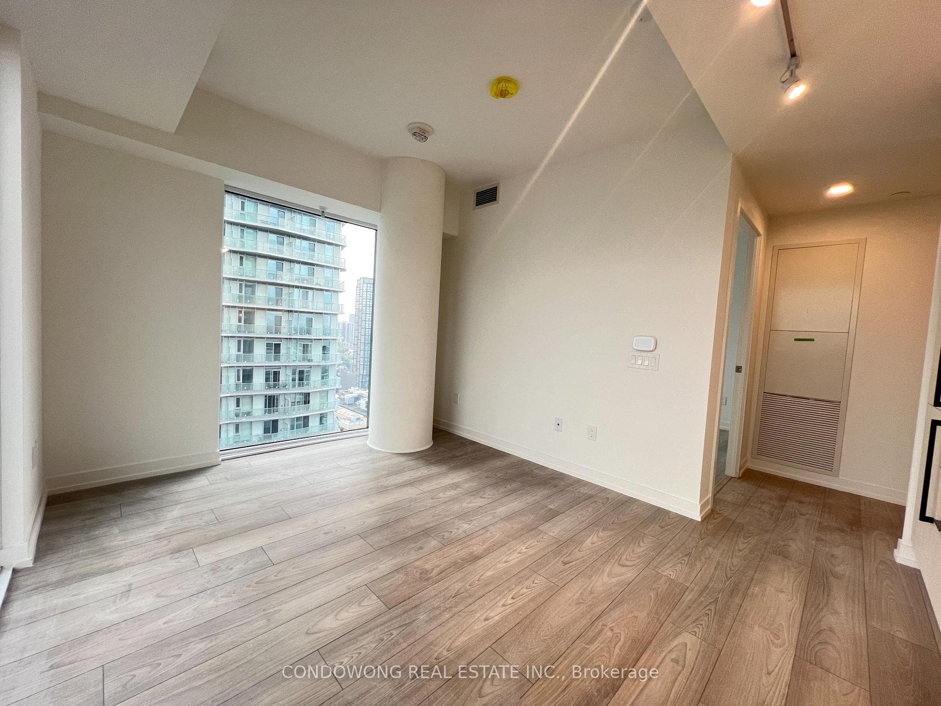 82 Dalhousie Street Unit 3712 photo 11