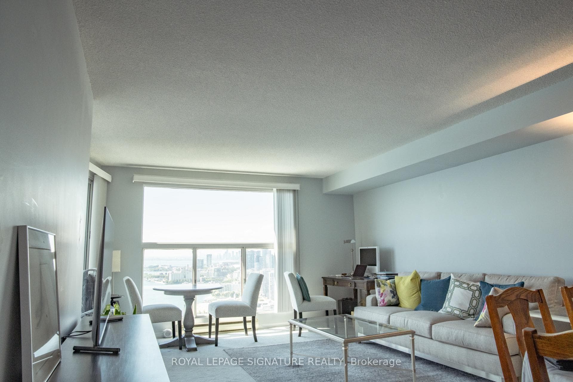99 Harbour Square Unit 3610 photo 2