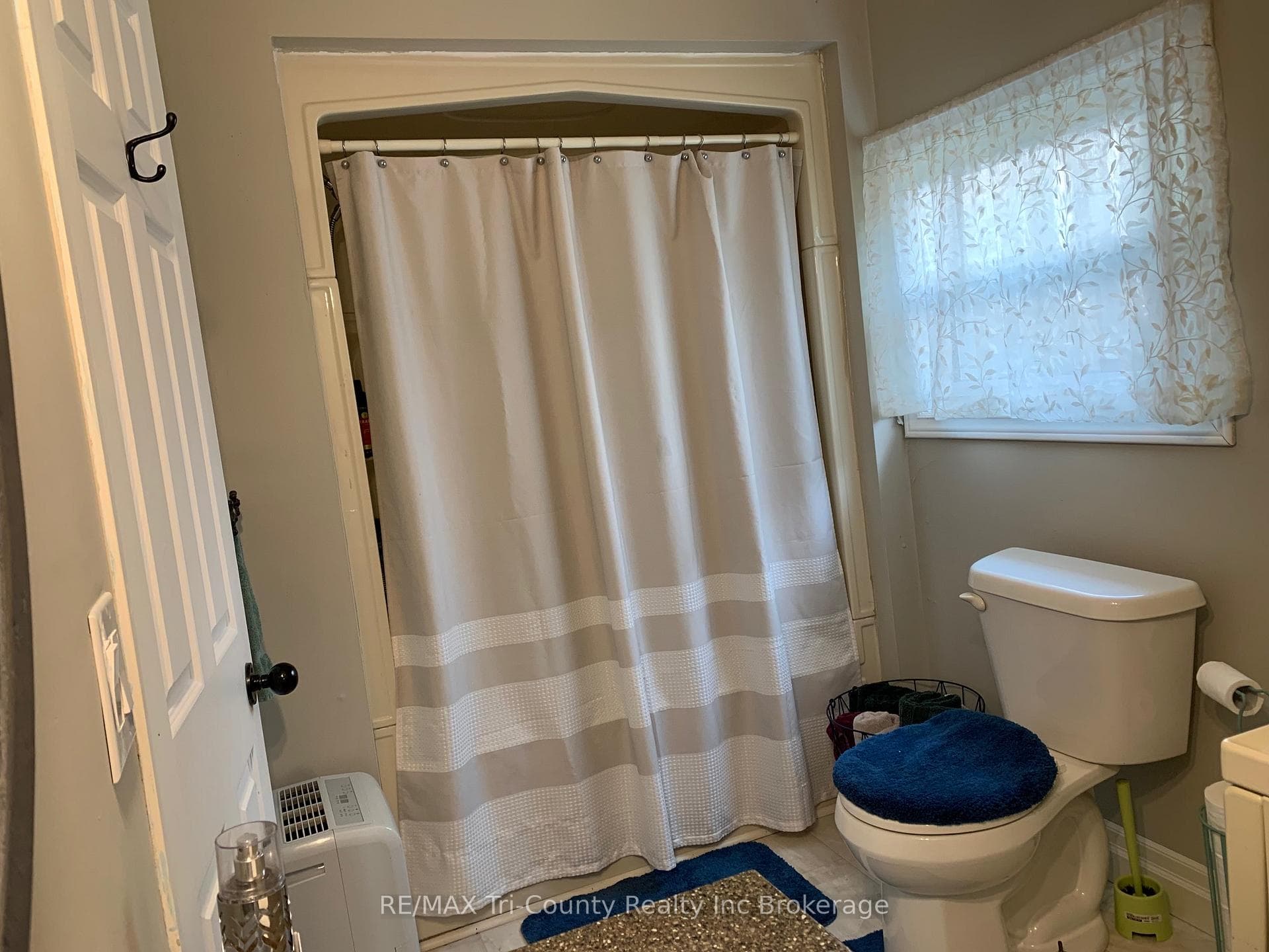 1-4 piece Bathroom