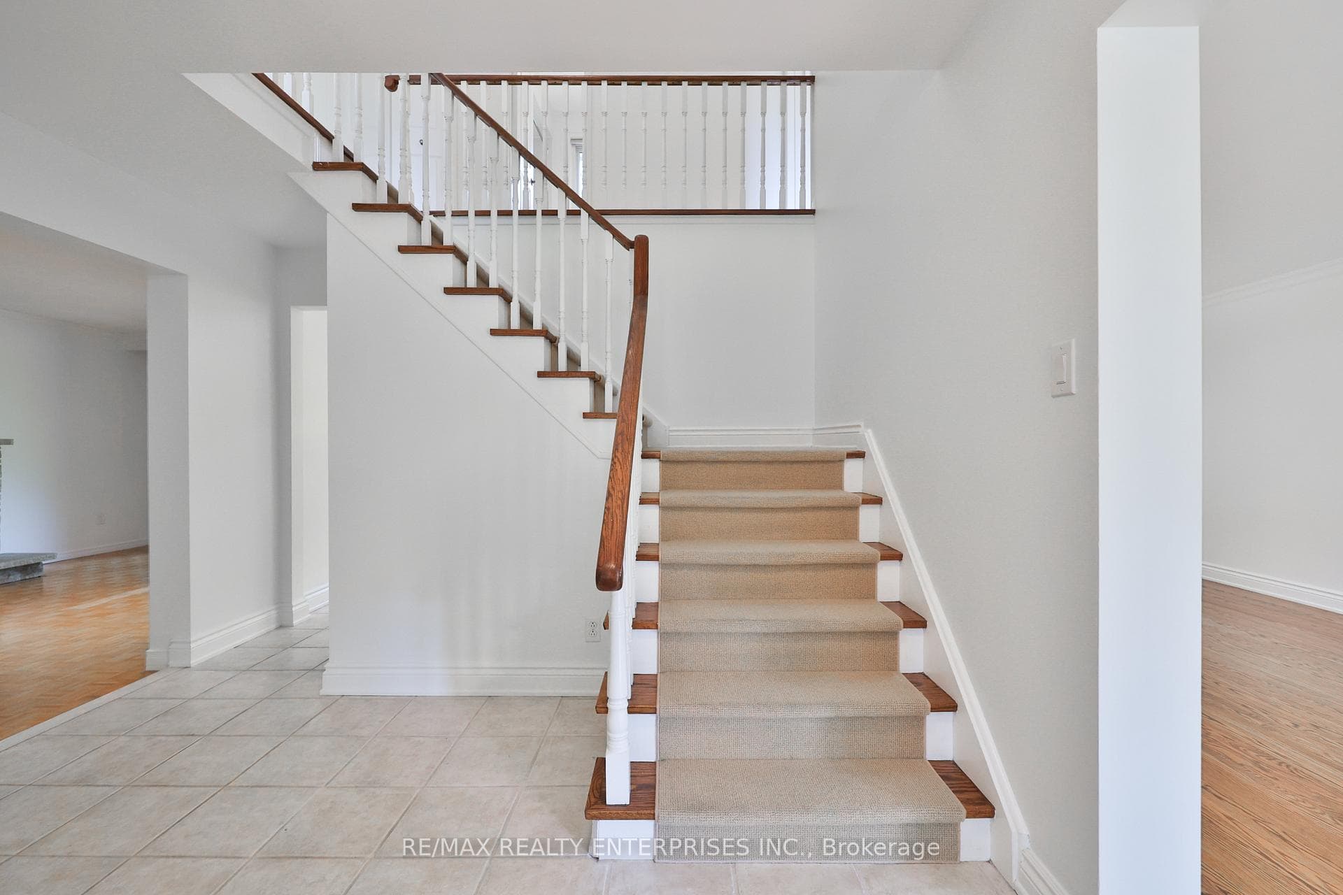 2501 Benedet Drive photo 7