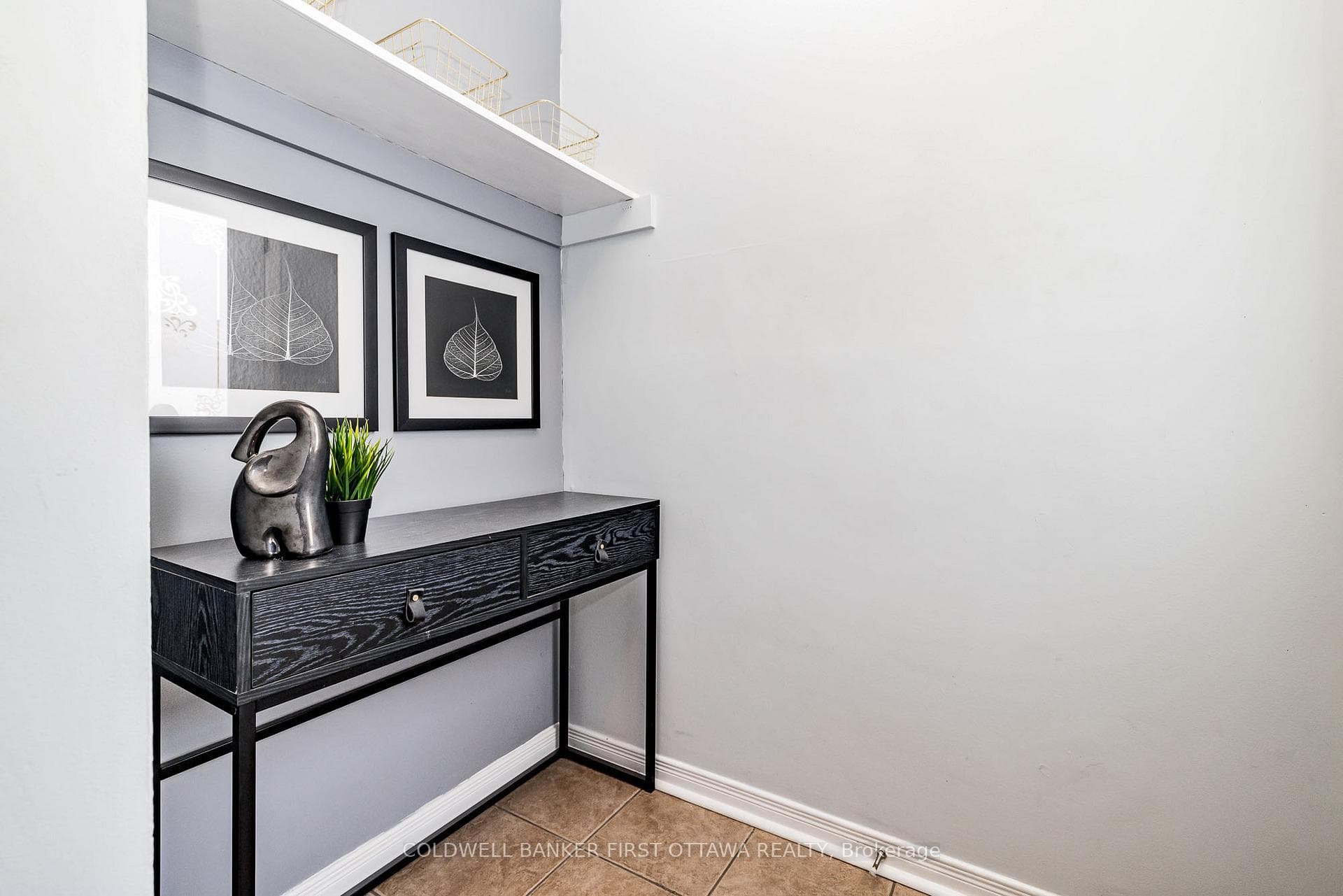 24C Forester Crescent Unit 186 photo 4